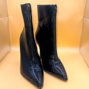 Forever 21 brand new front zipper dressy boots, size 7